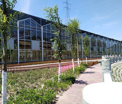 Système de ventilation de serre en verre avec revêtement supérieur en verre trempé ou en feuille de PC